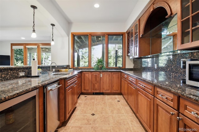 30 Carroll Ct, Black Hawk, CO 80422 - kitchen with a sink, beverage cooler, healthy amount of natural light, tasteful backsplash, and recessed lighting