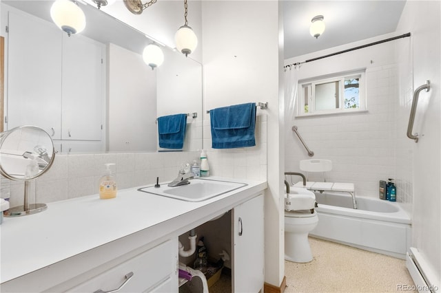 full bath featuring baseboard heating, toilet, tasteful backsplash, shower / bath combo, and vanity