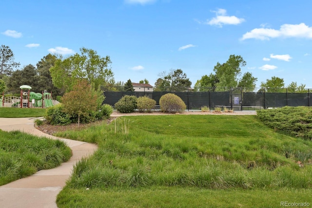 7882 S Valentia Way, Centennial, CO 80112 - view of property's community