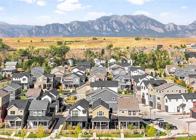 bird's eye view featuring a mountain view