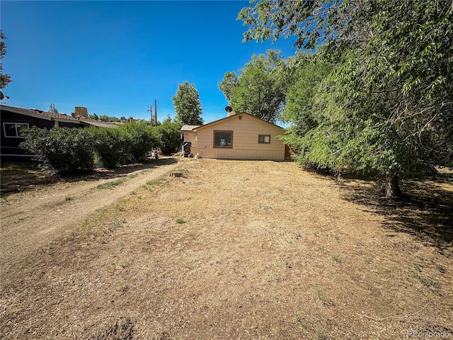 605 E Rio Blanco Ave, Rangely, CO 81648 - view of yard