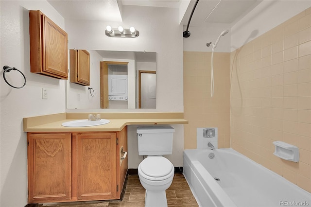 922 S Dearborn Way Unit 8, Aurora, CO 80012 - full bathroom featuring toilet, shower / bathtub combination, vanity, and wood finished floors
