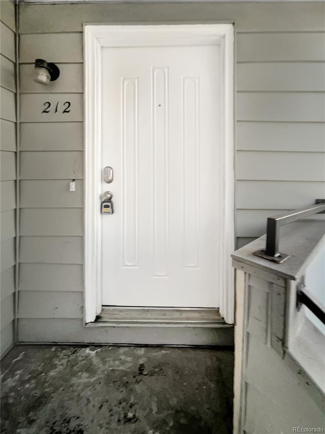 view of property entrance