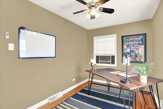 2810 Oneida St, Denver, CO 80207 - photo 15