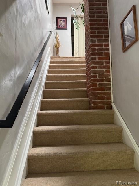 3098 W 39th Ave, Denver, CO 80211 - view of stairs