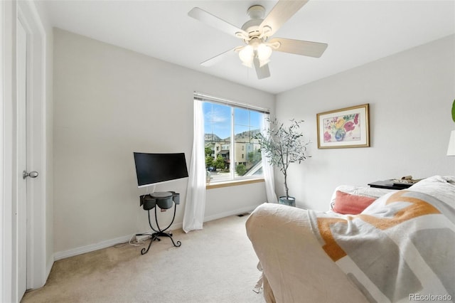 911 Laramie Blvd Unit B, Boulder, CO 80304 - living room featuring light carpet and ceiling fan
