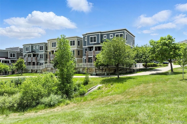 911 Laramie Blvd Unit B, Boulder, CO 80304 - surrounding community with a lawn