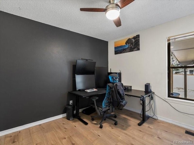 4869 S Dudley St, Littleton, CO 80123 - photo 18