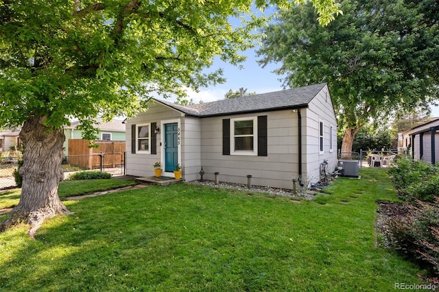 5465 Saulsbury Ct, Arvada, CO 80002 - view of front of property with a shingled roof
