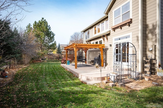 view of yard featuring a pergola and a patio area