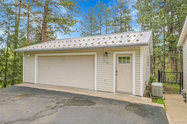 26752 Vosler St, Conifer, CO 80433 - view of detached garage
