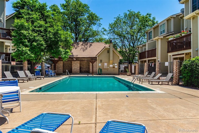 1885 S Quebec Way Unit G 106, Denver, CO 80231 - community pool with a patio