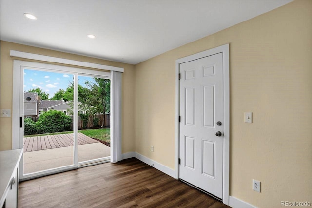 6640 S Dexter St, Centennial, CO 80121 - foyer with dark wood-style floors and recessed lighting
