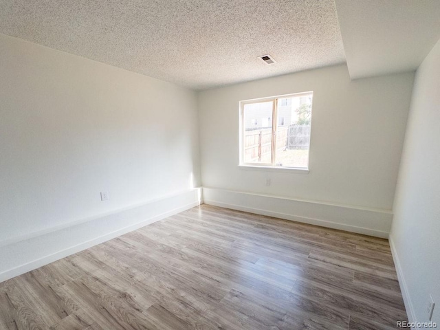 14608 E 52nd Ave, Denver, CO 80239 - photo 13