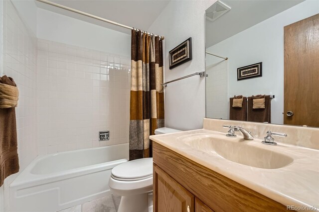 678 S Oswego Ct, Aurora, CO 80012 - bathroom featuring toilet, vanity, shower / bathtub combination with curtain, and tile patterned floors