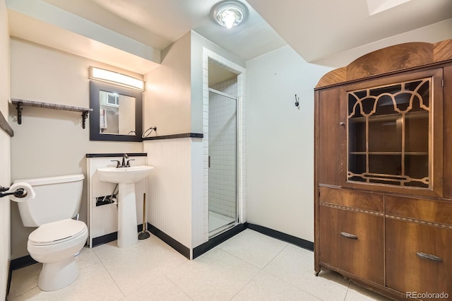 1750 S Dale Ct, Denver, CO 80219 - full bathroom with a shower stall
