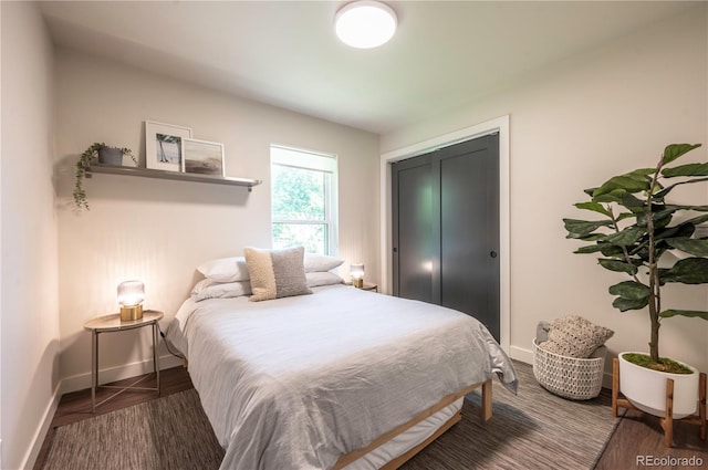 995 Chase St, Lakewood, CO 80214 - bedroom featuring a closet and wood finished floors