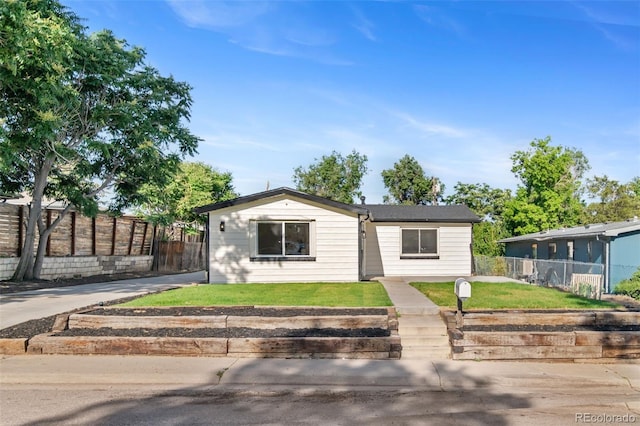 5640 Niagara St, Commerce City, CO 80022 - view of front of home