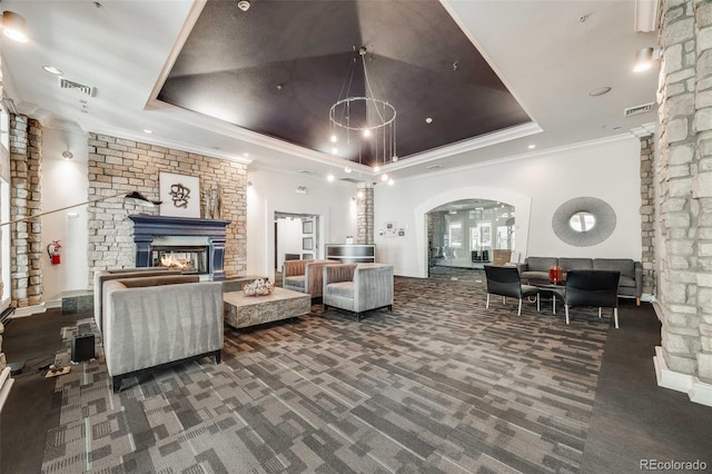 1150 Inca St Unit 43, Denver, CO 80204 - building lobby with ornamental molding