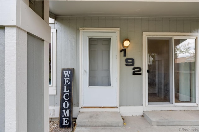 view of property entrance