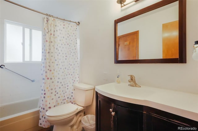 full bath with toilet, vanity, and shower / bathtub combination with curtain