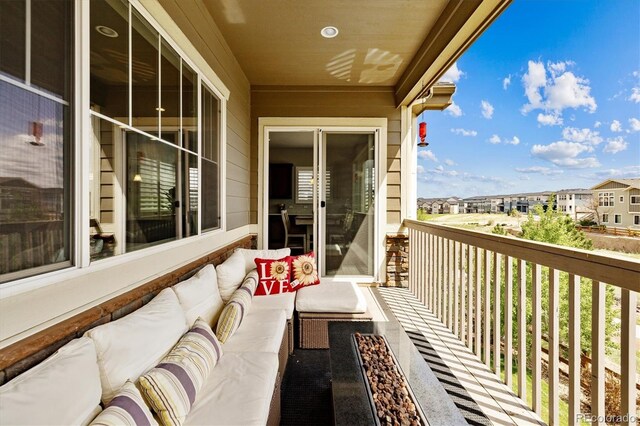 balcony featuring outdoor lounge area
