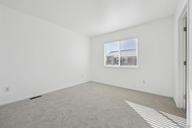 unfurnished bedroom featuring carpet floors