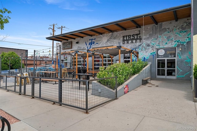 2325 Walnut St Unit 4, Denver, CO 80205 - view of property's community