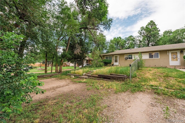 2612 E Yampa St, Colorado Springs, CO 80909 - photo 2