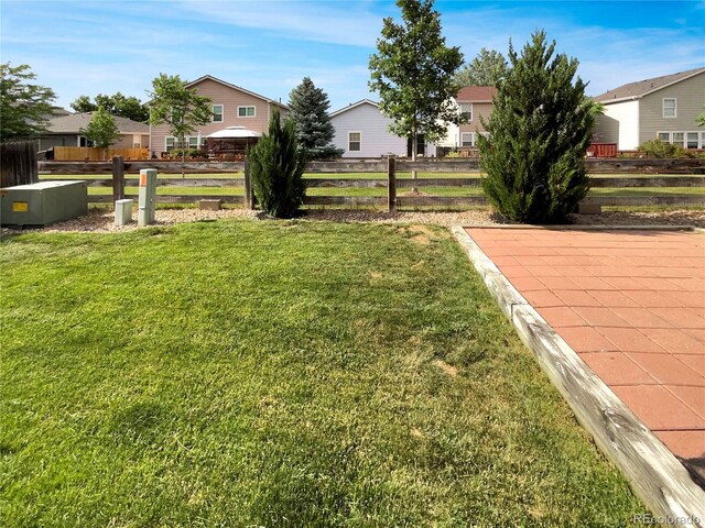 16453 E Phillips Dr, Englewood, CO 80112 - view of yard with a residential view