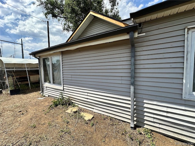 view of property exterior