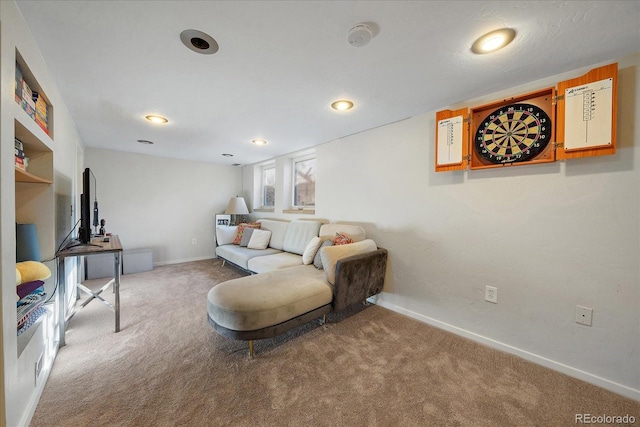 living room with carpet