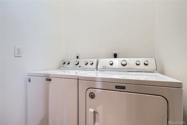 9659 S Turkey Creek Rd, Morrison, CO 80465 - laundry room featuring separate washer and dryer