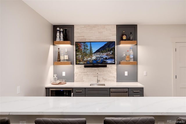 4711 S Logan St, Englewood, CO 80113 - indoor wet bar with tasteful backsplash and wine cooler