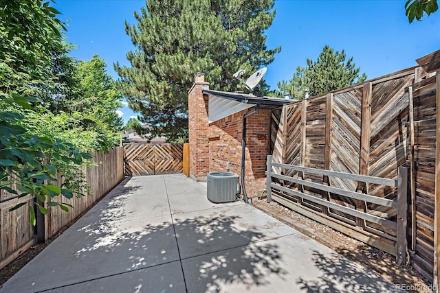 9350 Raleigh Ct, Westminster, CO 80031 - fenced backyard featuring a patio