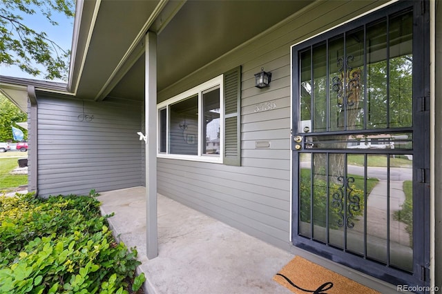 5436 E Atlantic Pl, Denver, CO 80222 - property entrance featuring a porch