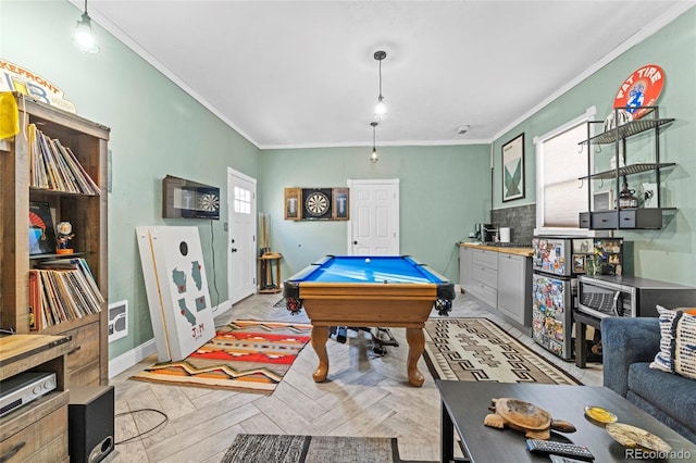 rec room featuring baseboards, visible vents, billiards, and ornamental molding