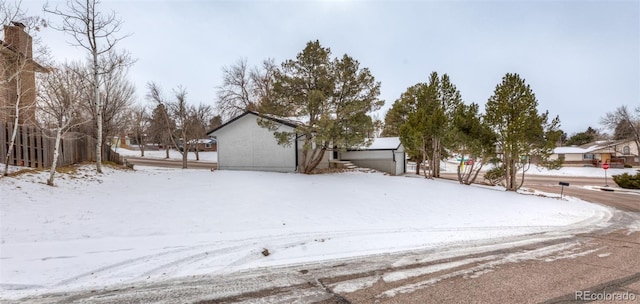 view of front of property