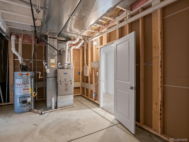 17843 W 93rd Pl, Arvada, CO 80007 - unfinished below grade area featuring gas water heater and heating unit