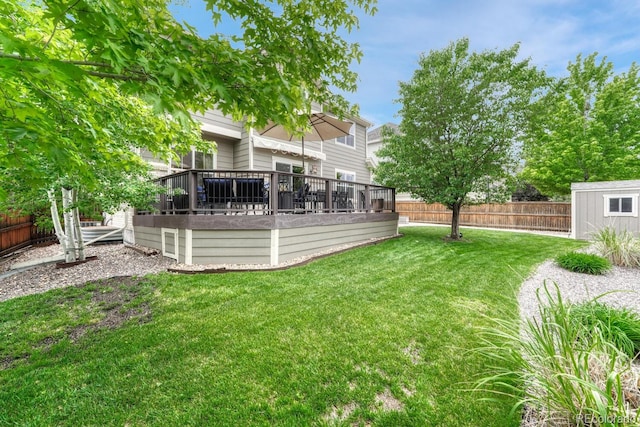 5625 S Buchanan St, Aurora, CO 80016 - view of yard featuring a wooden deck