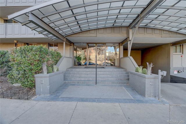 909 N Logan St Unit 1B, Denver, CO 80203 - view of parking / parking lot