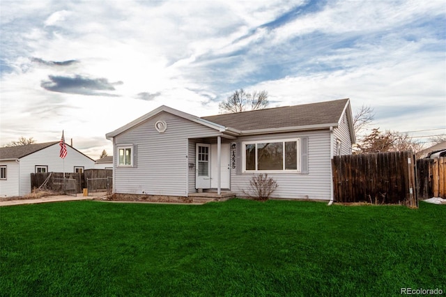 view of front of house with a front yard