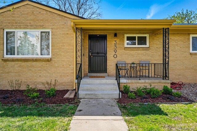 3390 Pontiac St, Denver, CO 80207 - photo 2
