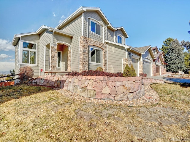 view of front of house with a front yard