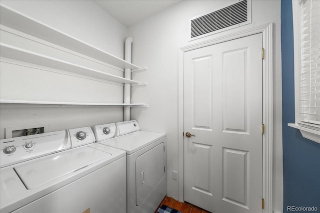 151 Marchant St, Black Hawk, CO 80422 - washroom featuring independent washer and dryer and dark wood-type flooring