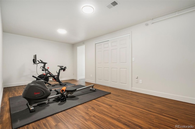 1420 W Ridge Rd, Littleton, CO 80120 - exercise room with baseboards and wood finished floors
