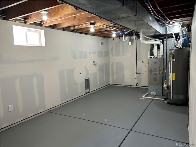 10431 Holland St, Broomfield, CO 80021 - basement featuring gas water heater