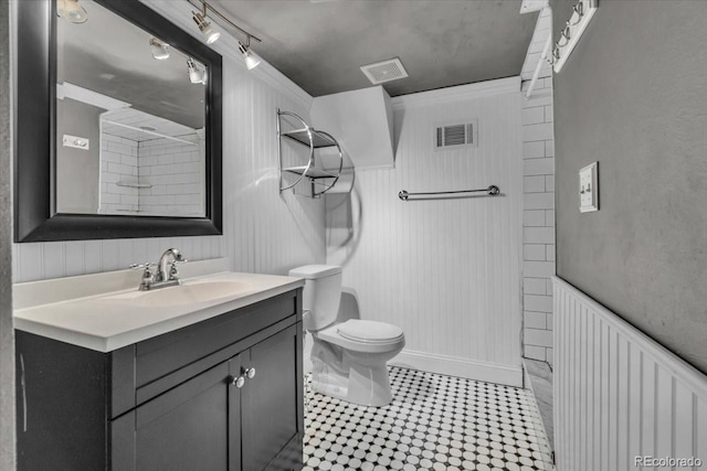 1665 W 113th Ave, Denver, CO 80234 - full bathroom with vanity and toilet
