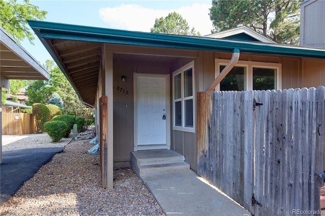 8713 E Roundtree Ave, Greenwood Village, CO 80111 - doorway to property