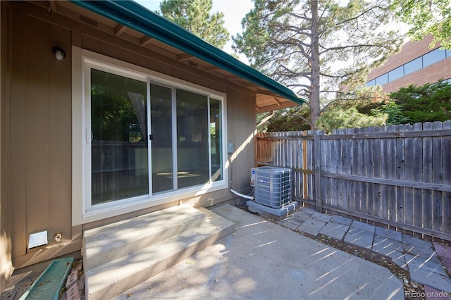 8713 E Roundtree Ave, Greenwood Village, CO 80111 - view of patio